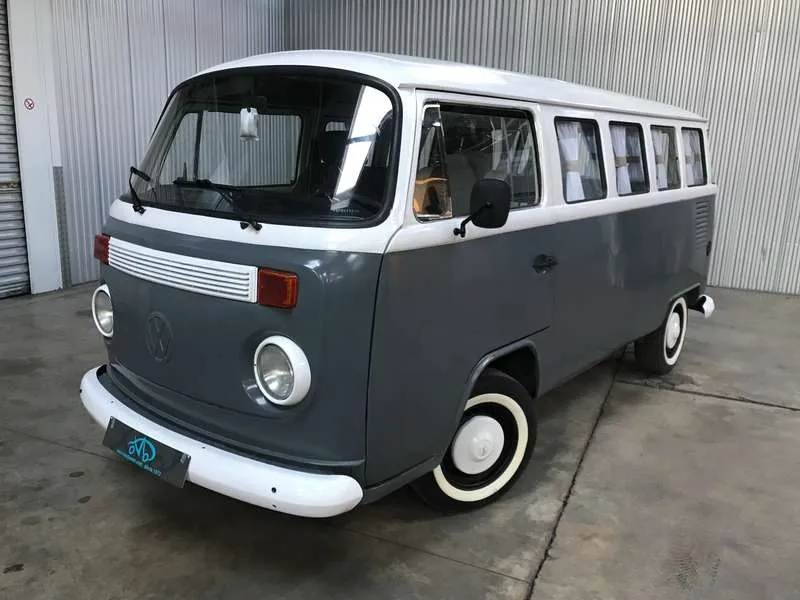 Volkswagen T2 Kombi Image 1