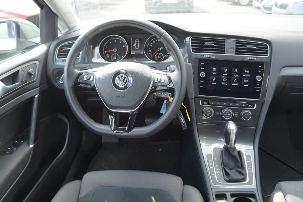 Volkswagen Golf VARIANT 1.0 TSI DSG COMFORTLINE*NAVI*ACC* Image 7