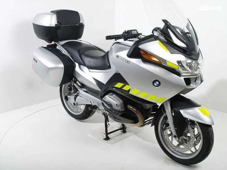 BMW R Image 4